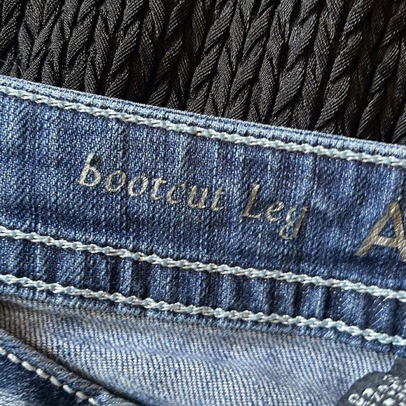 Apt 9 Jeans - sz 6 Petite - Picture 6 of 7